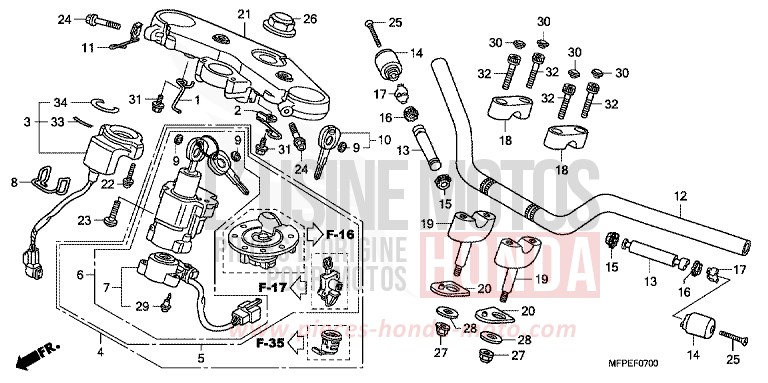 ROHRGRIFF/OBERE BRUECKE for CB1300 Super Bold'or ABS PEARL SUNBEAM WHITE (NHA66KF) from 2010